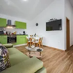 Nelle Appartement *
