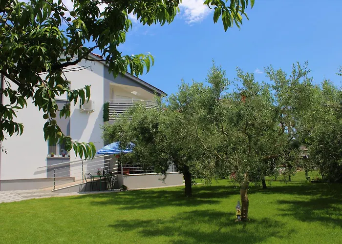 아파트 Nelle 풀라